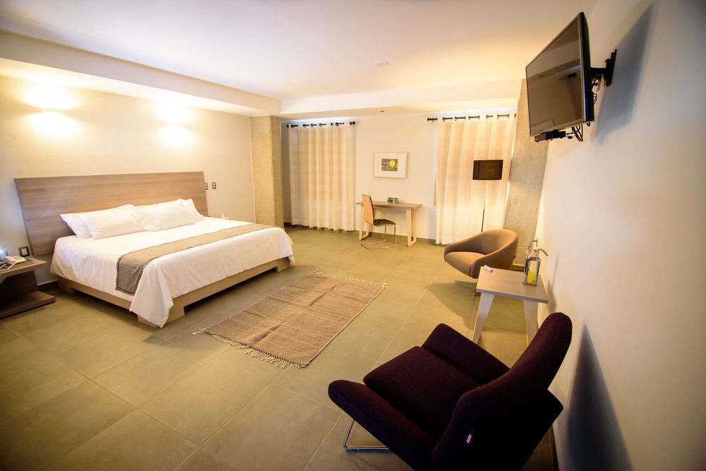 Maria Ines Hotel Suite San Agustin de las Juntas Eksteriør billede