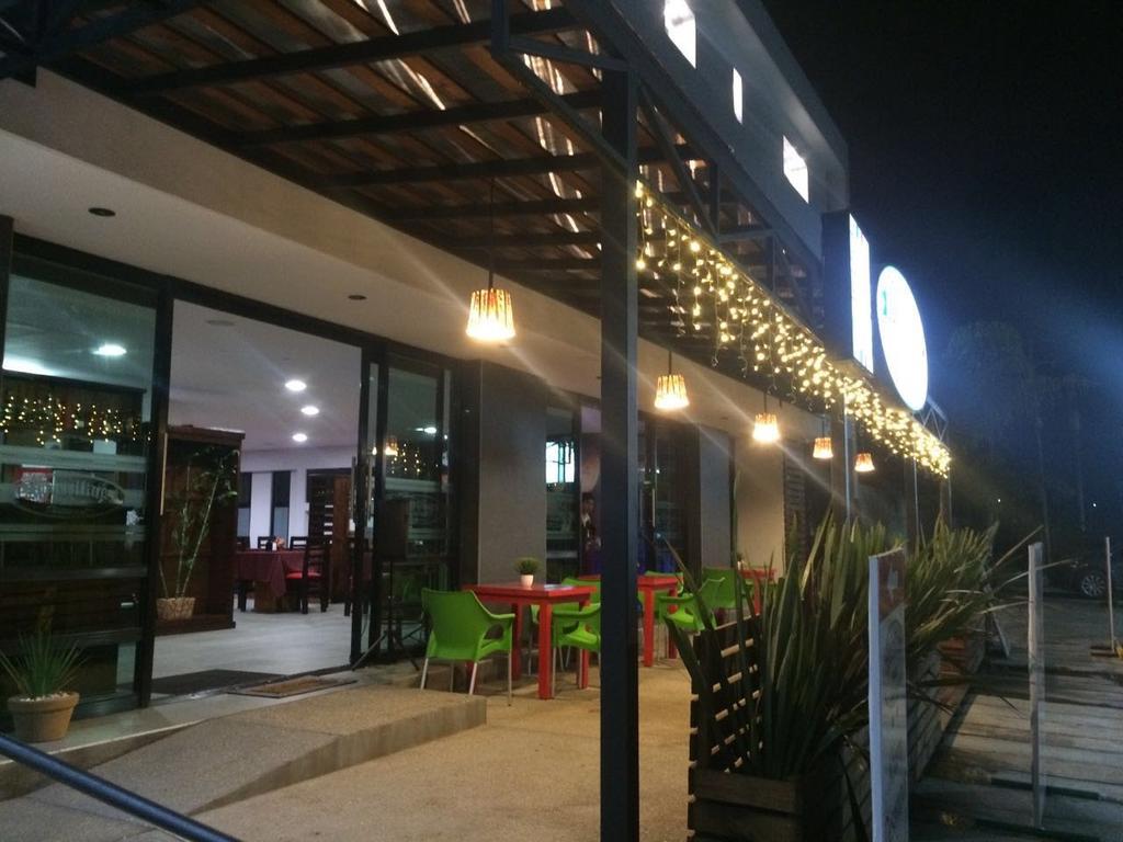 Maria Ines Hotel Suite San Agustin de las Juntas Eksteriør billede
