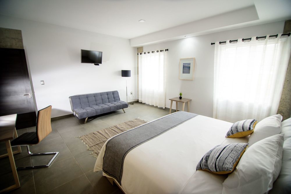 Maria Ines Hotel Suite San Agustin de las Juntas Eksteriør billede
